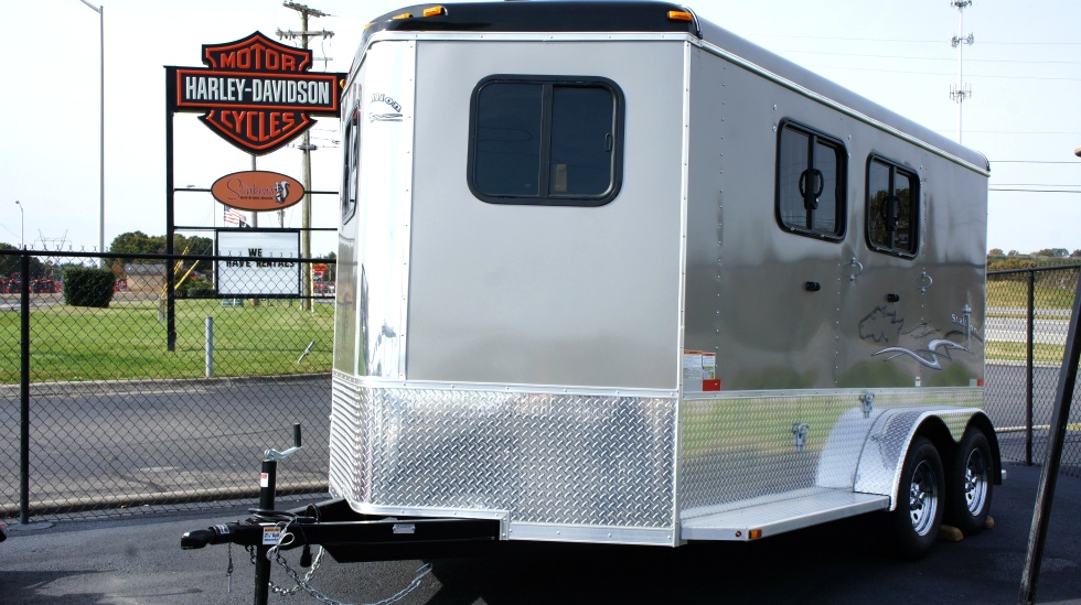 2015 Homesteader  Bumper Pull Horse Trailer